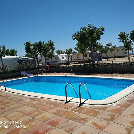 Camping El Pinar Platja 산타수산나 외부 사진